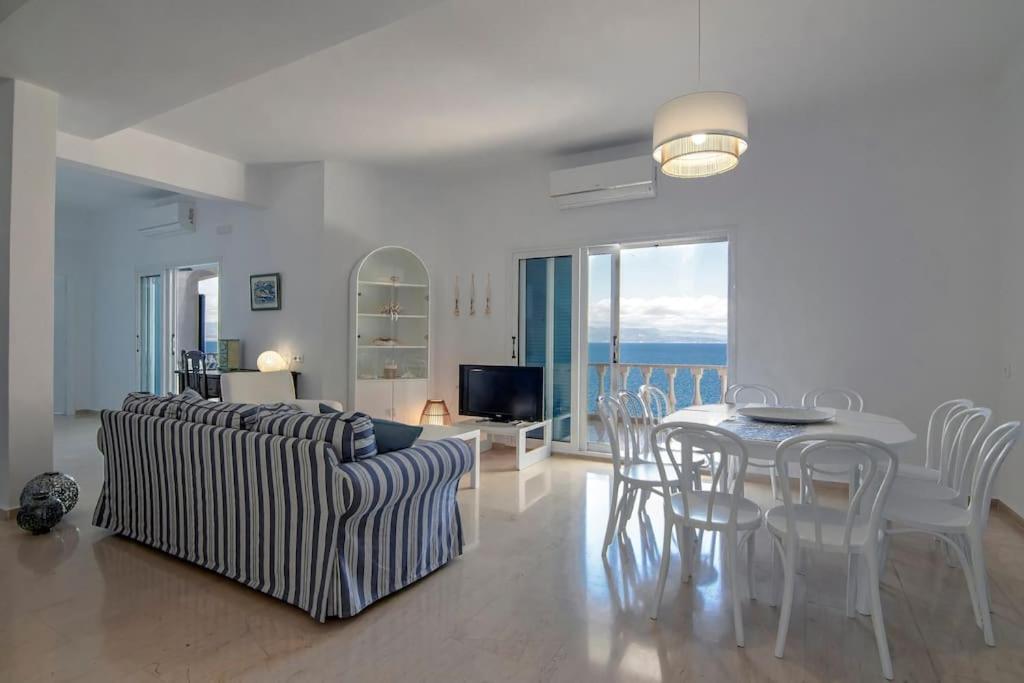 Laconian Collection Villa Big Blue Mavrovouni  Bagian luar foto